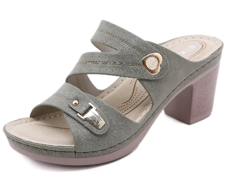 Plus Size Fashion Sandals
