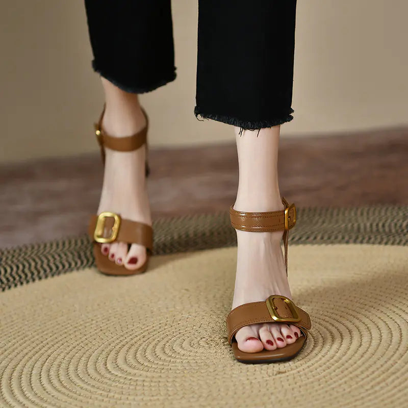 Vintage Style Brown Chunky Heel