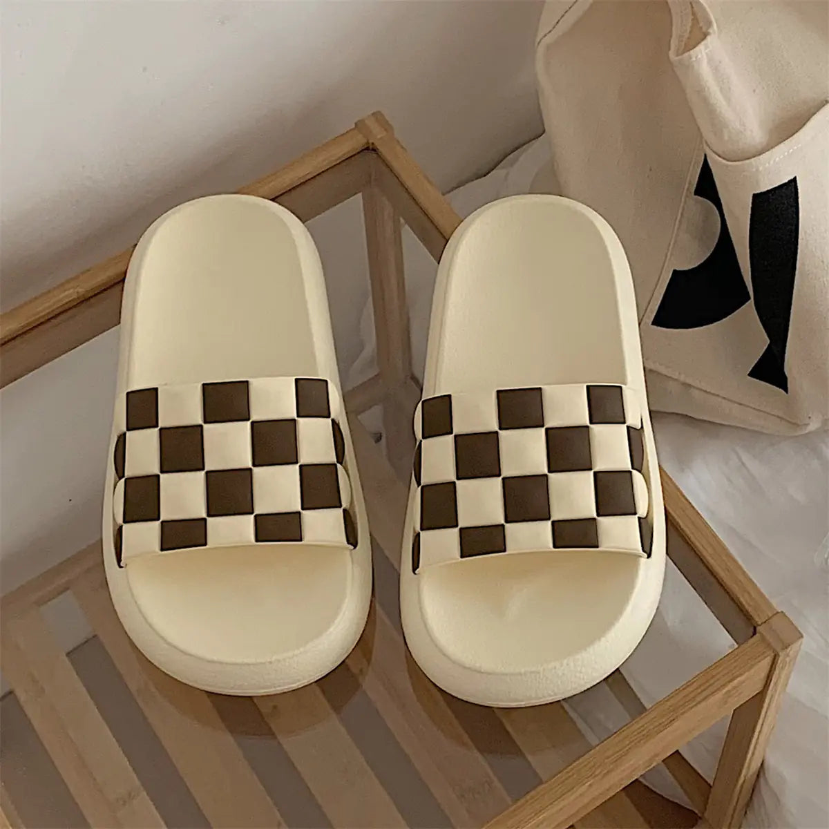 Soft Bottom Checkerboard Non-Slip Sandals