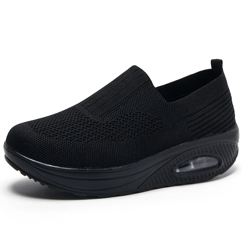 Versatile Mesh Shoes