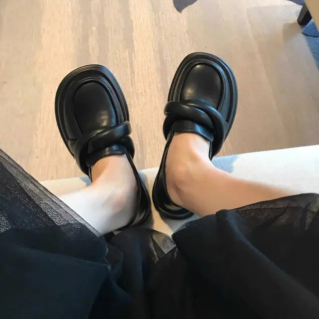 Japanese Thick Sole Round Toe Small Leather Shoes