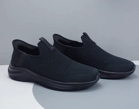 Easy-Wear Sports Shoes