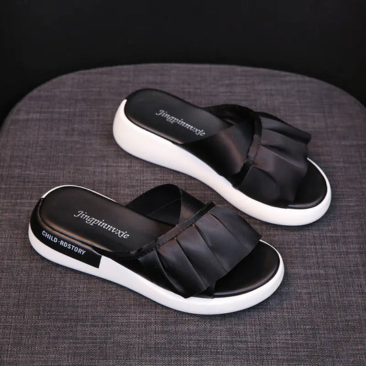 Women's Outdoor Slides