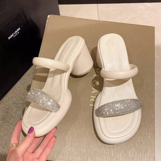 Thick Heel Sandals Adorned with Rhinestones